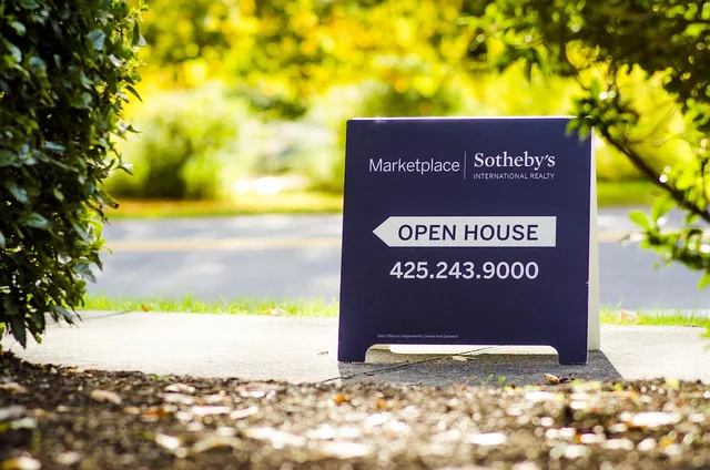 open house, sign, aboard, house, property, estate, selling, buy, housing, real-estate, success, moving, advertising, sold, rent, agent, blue, buyer, sell, residential, business, market, open house, open house, open house, open house, open house, sell. Lead generation software for estate agents: what to look for